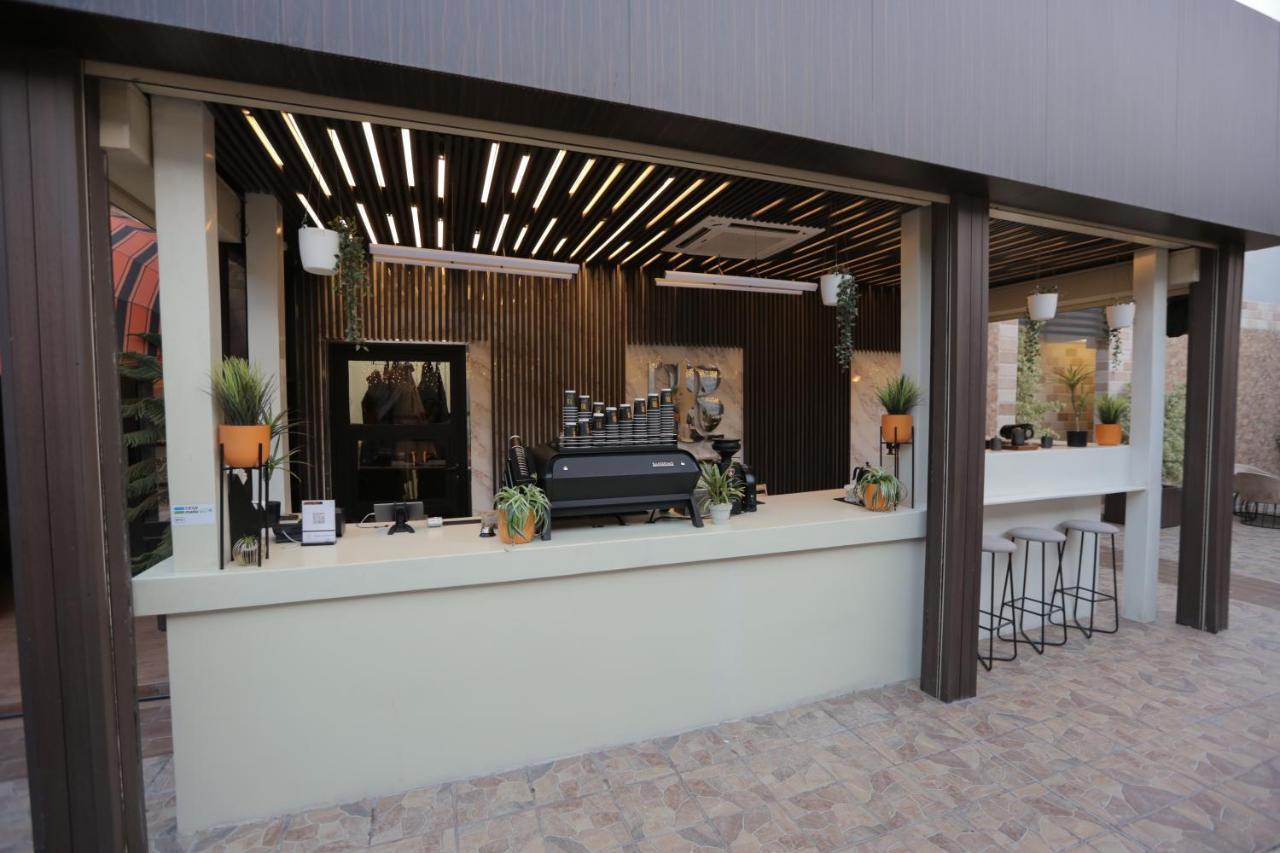 Broad Almkan Apart Hotel Ta'if Esterno foto